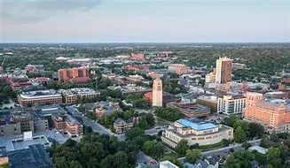 Image for Ann Arbor: A Vibrant City of Culture, Nature, and Innovation